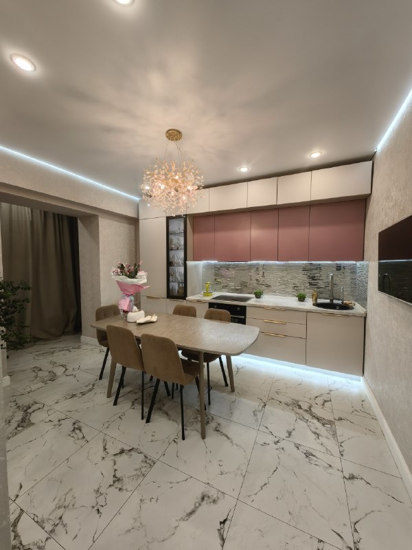 Продается 2к квартира в Октябрьском районе

В квартире сделан красивый дизайнерский ремонт

Современная мебель, бытовая техника для комфортного проживания

Панорамные окна

Гардеробная

Развитая инфраструктура

Звоните и покупайте квартиру мечты!